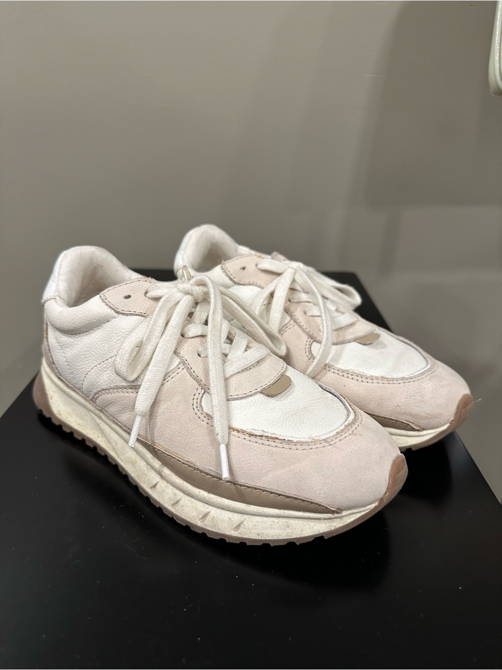 Women’s madewell Neutral Cream & Blush Sneakers
